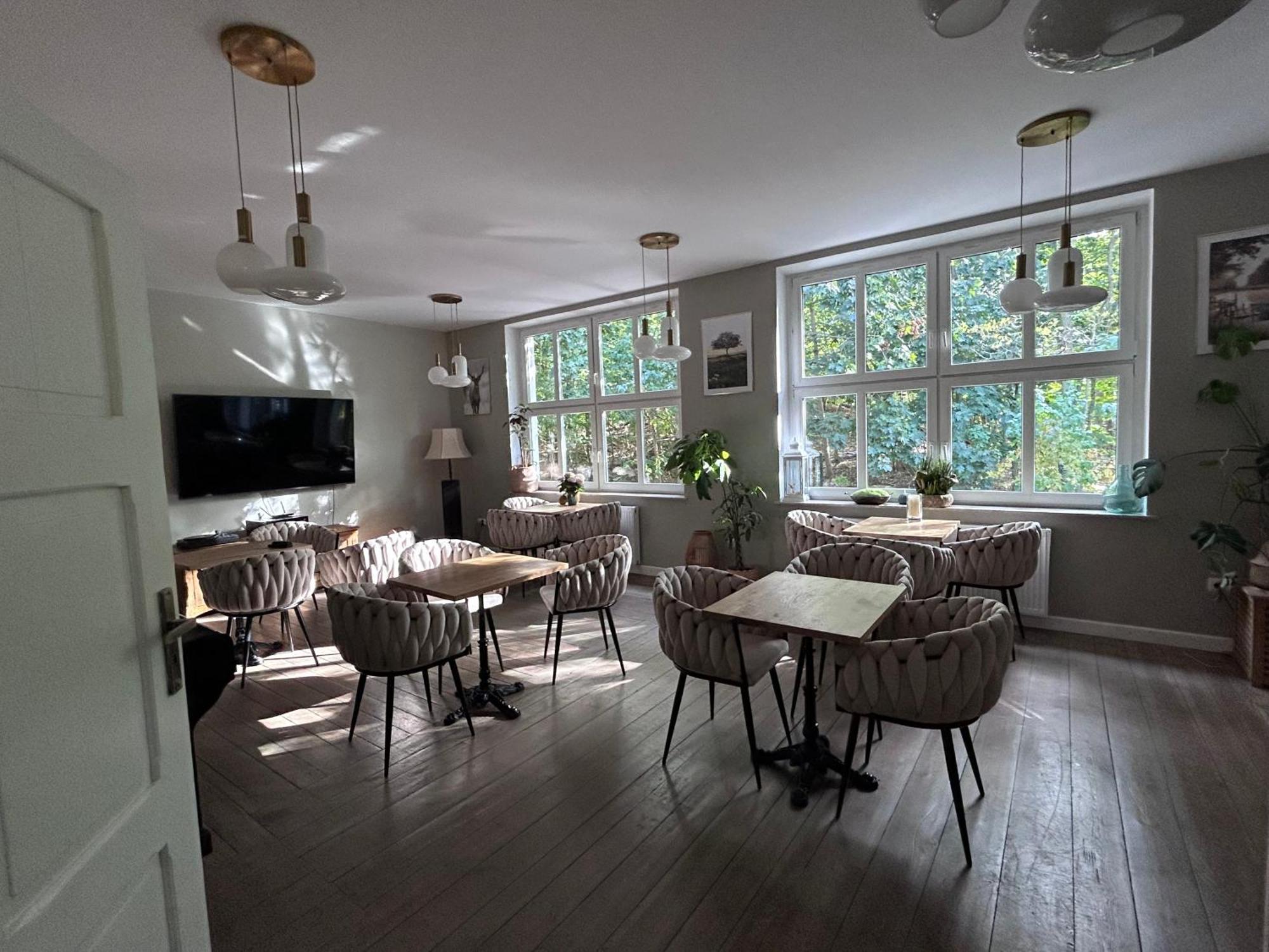 Zamkowa 4 Hotel Lubniewice Kültér fotó
